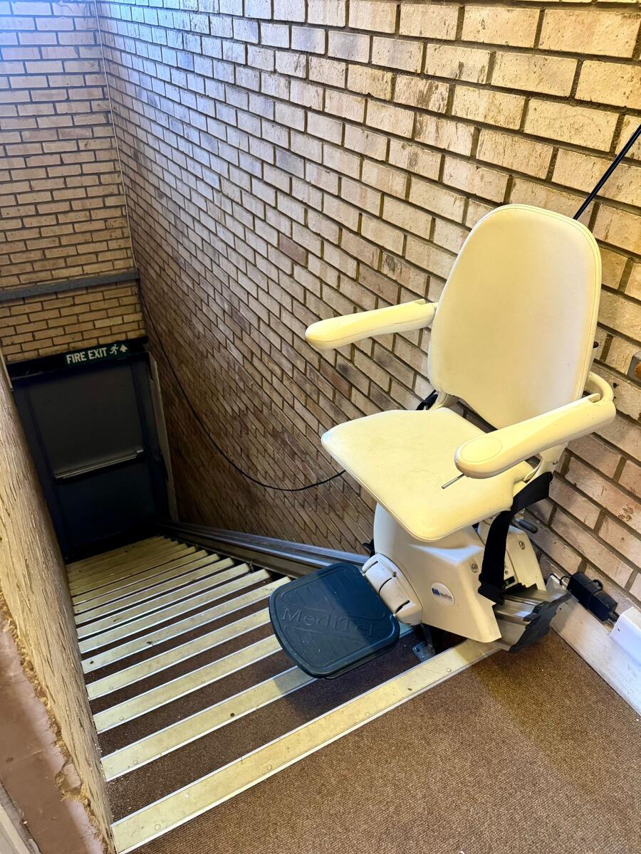 Stairlift for full accessibility